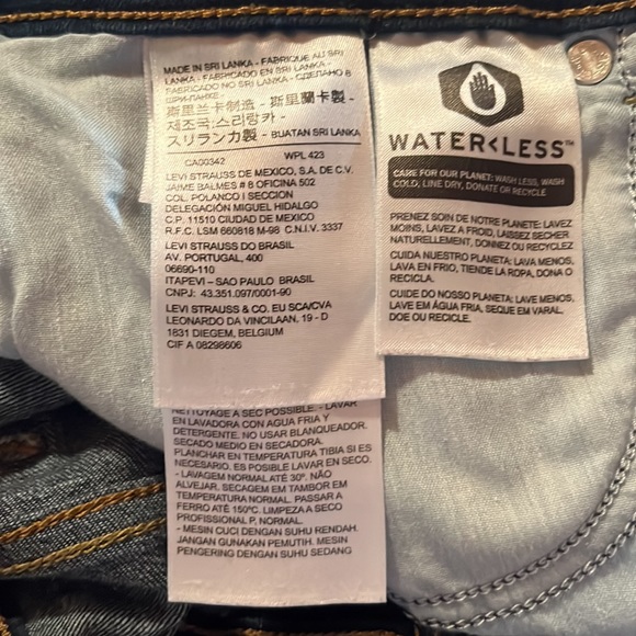 Levi’s Women’s Jeans - Picture 2 of 5